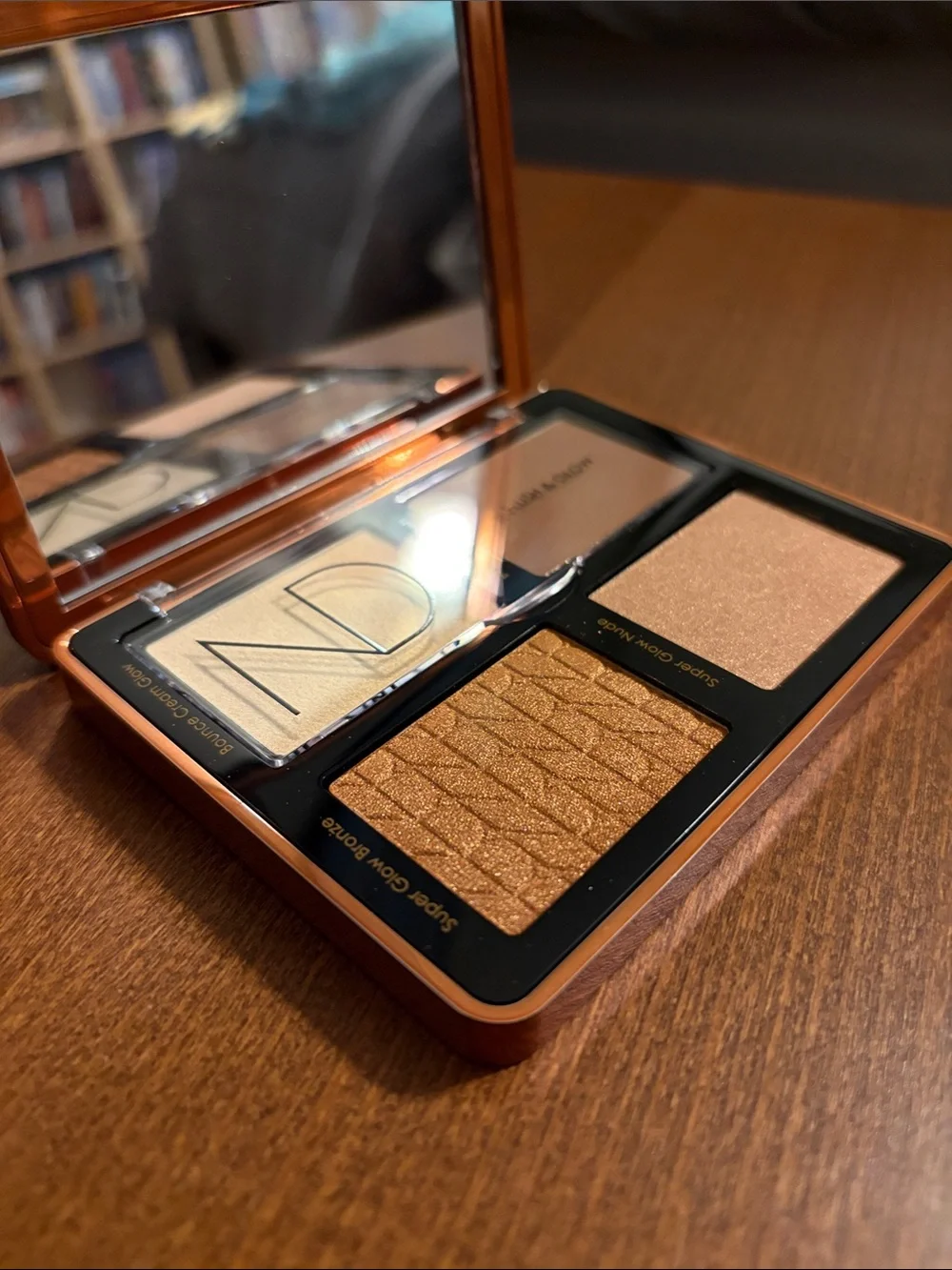 Natasha Denona Bronze Cheek Face Glow Palette - Bronze Gold